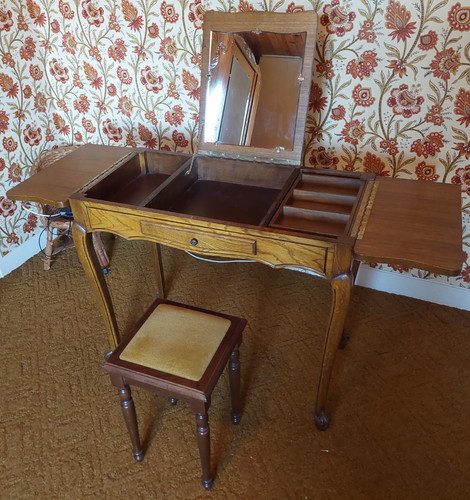 Meuble coiffeuse avec son - coiffeuse,