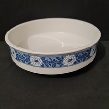 Ancienne vasque de toilette en