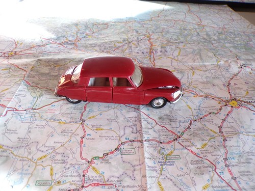 Citroen rouge norev - rouge, 1/43