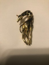 Giraffe Brooch Pin With