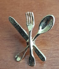 Pin's superbes couverts
