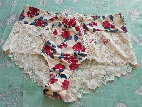 Culotte blanc imprimé fleurs - imprimé,