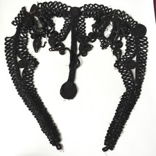 Ornement De Robe Ancien