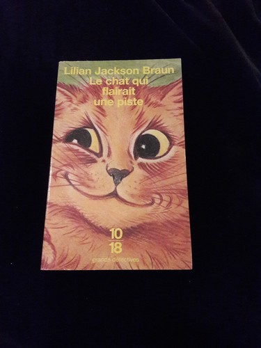 Chat qui flairait - le, la