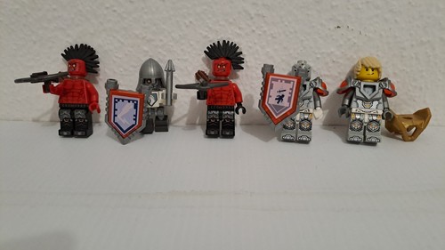 Lot figurines lego - 5,