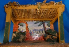 ANCIENNE CRECHE GARNIE DEVINEAU   étable  + Marie  + Joseph + 1 enfant Jesus