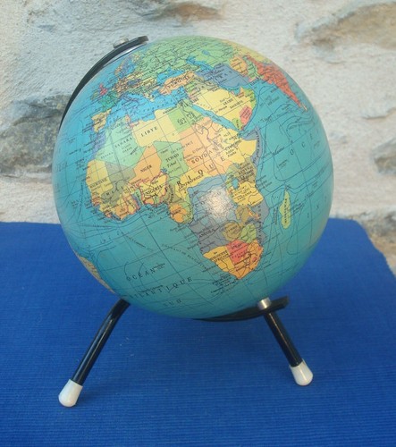 V60 joli globe terrestre - joli,