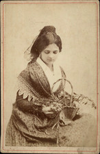 Carlos Braun, Avignon, Arles, jeune arlésienne en costume  Vintage albumen print