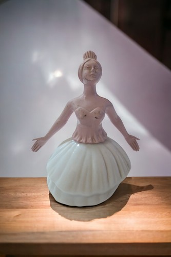 Figurine avon petite - avon,