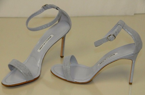 725 new manolo blahnik - $725,