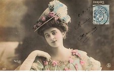 SPECTACLE #MK48466 DERIVES FEMME AU CHAPEAU DE FLEURS