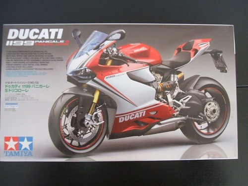 Maquette moto tamiya - 1/12,