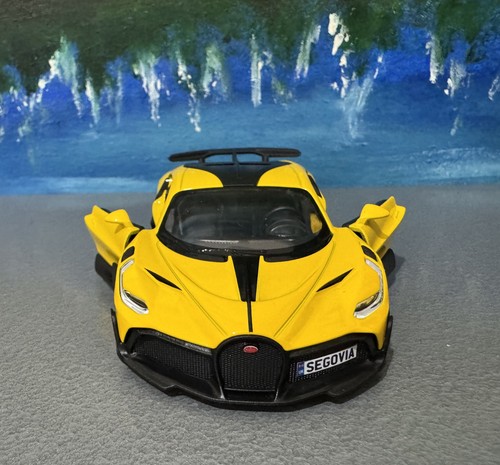 Jaune bugatti divo - bugatti, 1:3