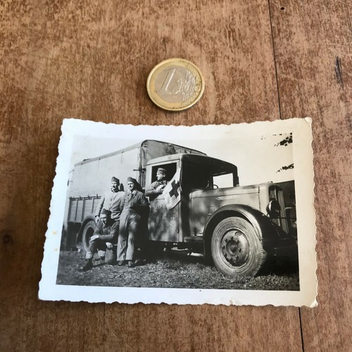 Photo ancienne camion n83 - photo,