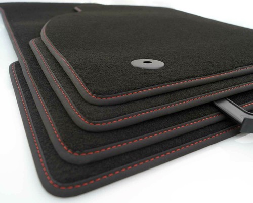 Neuf tapis - rouge,