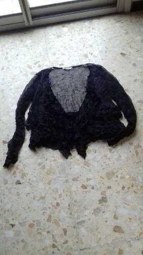 Veste volantée maillage fin