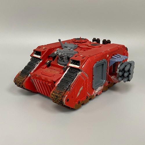 Space marines land raider - space,