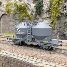 Wagon cimentier essieux - wagon, 2