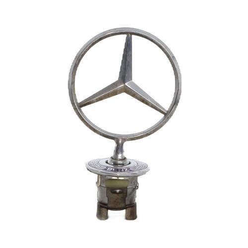 Sigle calandre mercedes - sigle,