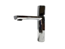 Robinetterie de lavabo