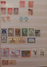 Lot 27 timbres + 4 blocs ARGENTINE chevaux félins opéra tramways divers