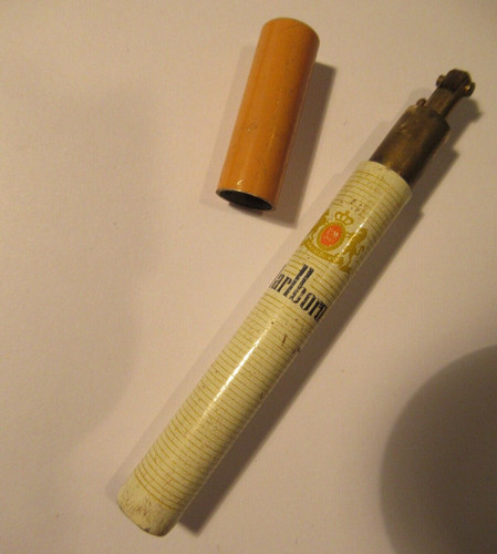 Ancien briquet malboro - briquet, trompe