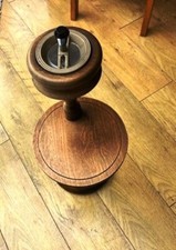 Ancien cendrier sur pied en bois et métal