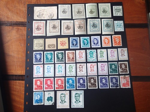Postes persanes neufs - postes, et
