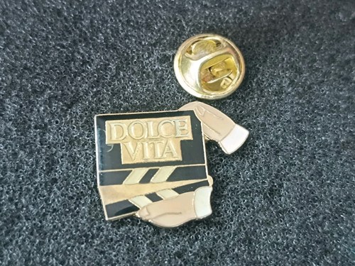 Pin dolce vita clap - pin's, ciné