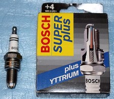 4 bougies d'allumage BOSCH
