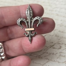 Broche Ancienne Fleurs De Lys