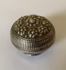Ancienne boite a betel argent