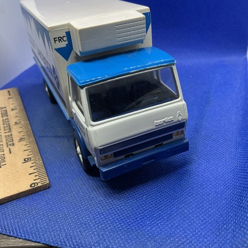 Vtg 1977 berliet - 1/43,