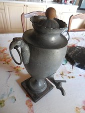 Ancien samovar à décor de