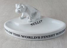 Ancien cendrier publicitaire en porcelaine, décor bulldog, Whisky Bullit