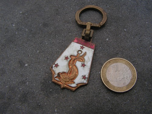 Porte clef ancien marine - porte,