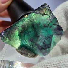 Spécimen rare de cube de