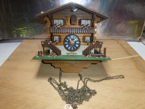 Pendule coucou suisse - coucou,