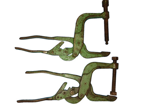 Anciennes pinces étaux