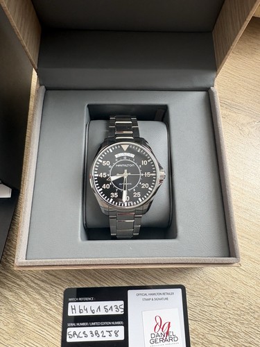 Hamilton khaki aviation day - hamilton,