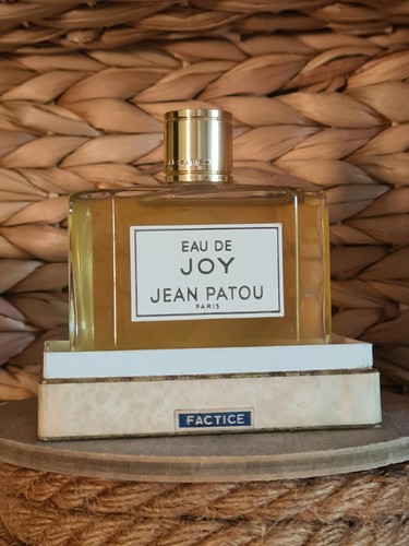 Flacon factice eau joy de - flacon,