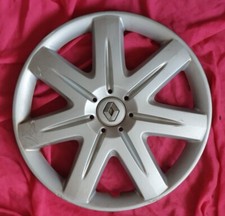 Un Enjoliveur Renault Megane