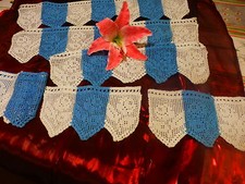 2m,60 en tout ;blanc,bleu