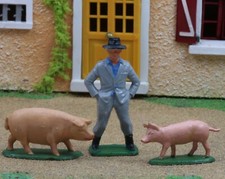 3 ANCIENNES FIGURINES STARLUX