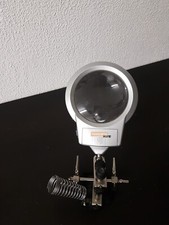 Loupe sur pied avec lampe et pinces - Powerfix