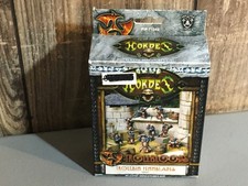 SA33379 WARMACHINE HORDES