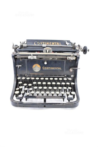 Machine écrire continental - À,