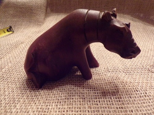 Vtg carved wooden animal - vtg,