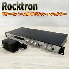 Effets numériques Rocktron Xpression pour guitare et basse utilisés depuis le...