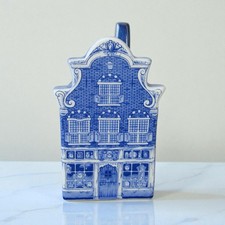 Delft. Maison en faïence